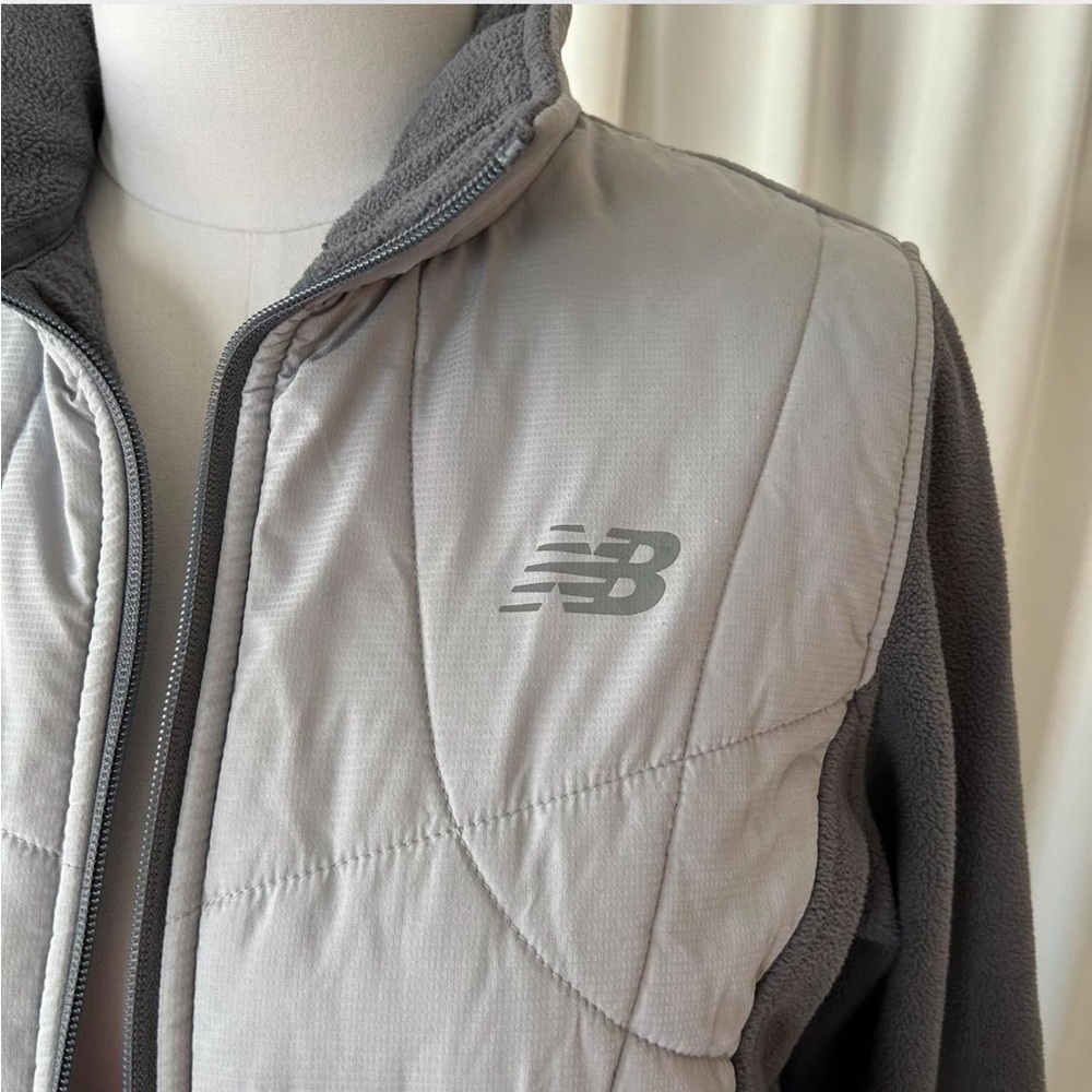 Grey New Balance fleece Quilted Performance Full zip Jacket. - Picture 5 of 8